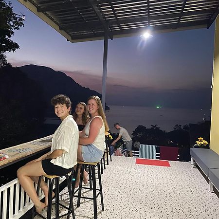 קו פי פי The View Hostel מראה חיצוני תמונה